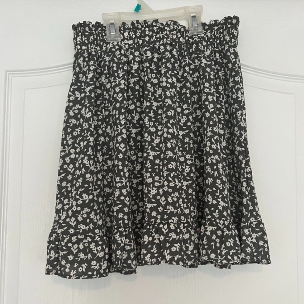 Sienna Sky Grey Floral Skirt